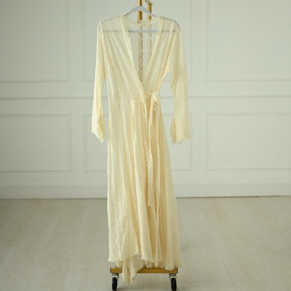 Coven Pirate Queen Lace Wrap Maxi Dress size XL - Picture 3 of 8